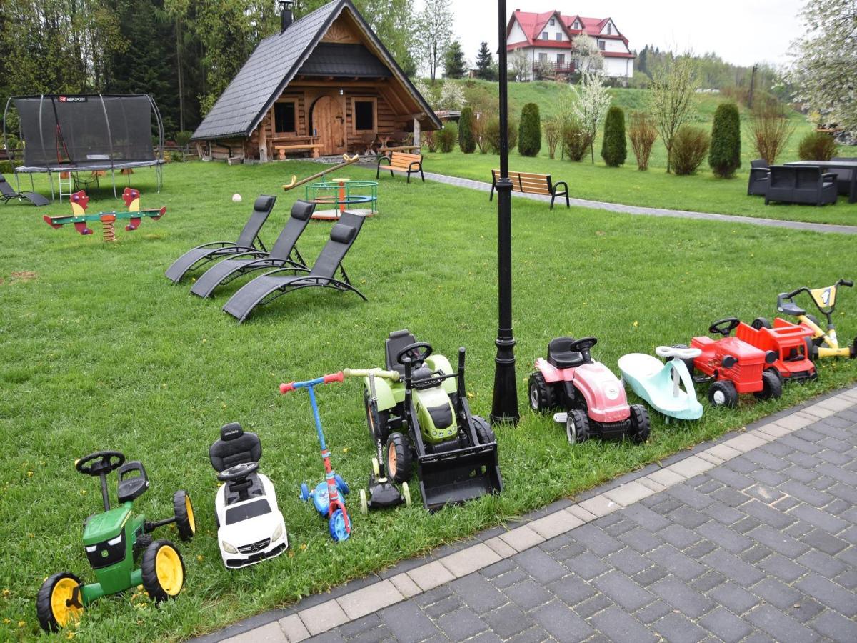 Pokoje Goscinne Budzowie Czarna Gora Exterior photo