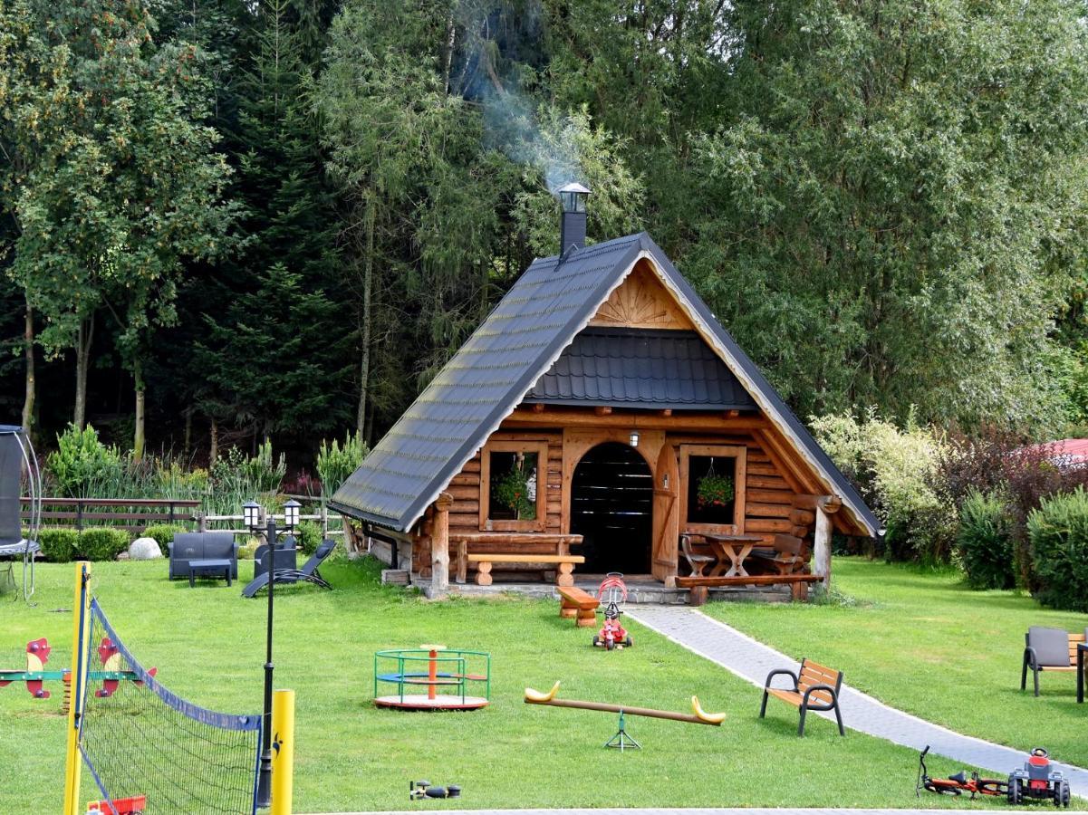 Pokoje Goscinne Budzowie Czarna Gora Exterior photo
